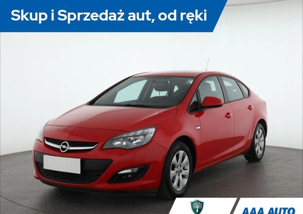 Opel Astra cena 35000 przebieg: 163527, rok produkcji 2014 z Dąbie małe 232